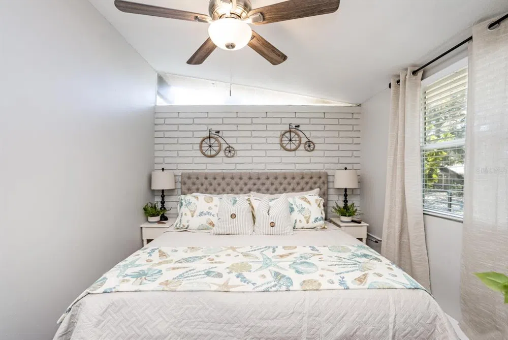 2213 WASON ROAD #1 Sarasota, FL 34231