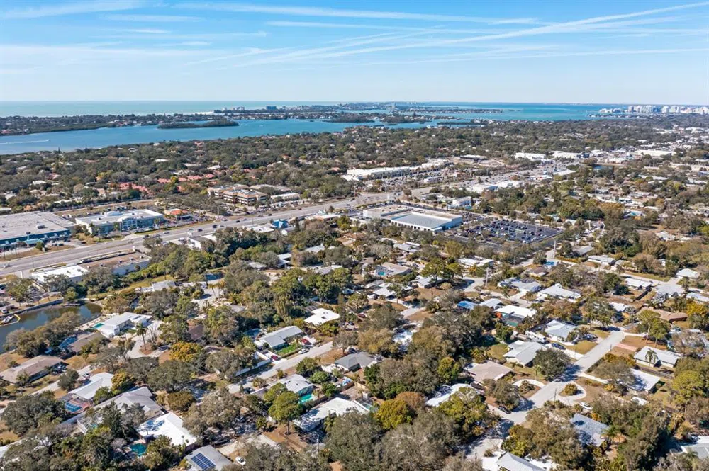 2213 WASON ROAD #1 Sarasota, FL 34231