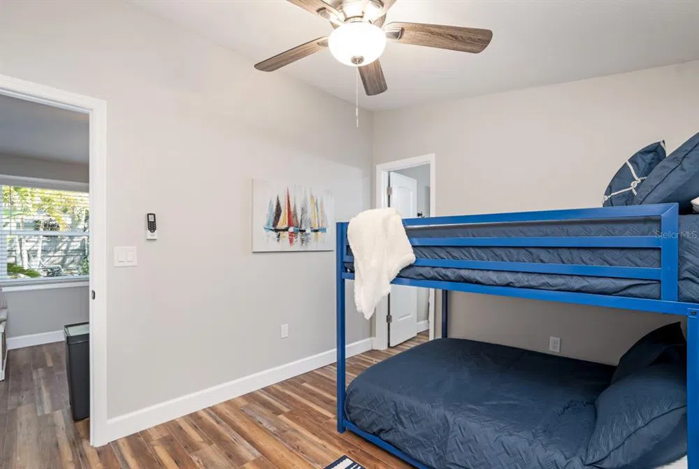 2213 WASON ROAD #1 Sarasota, FL 34231