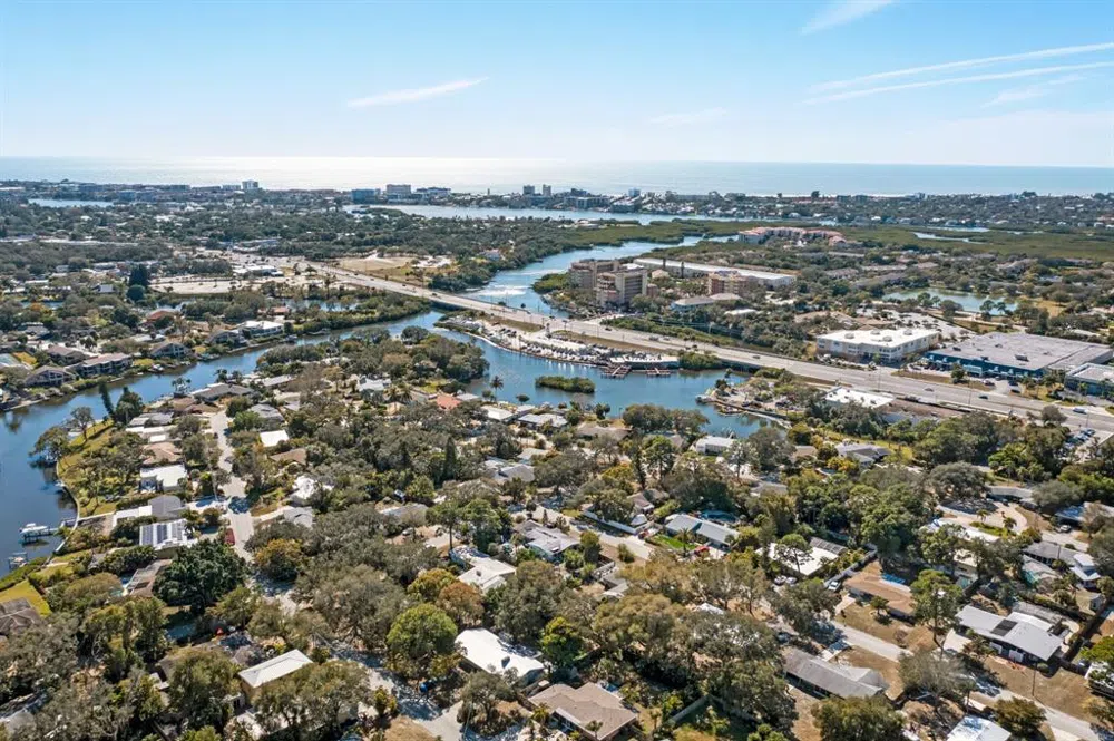 2213 WASON ROAD #1 Sarasota, FL 34231