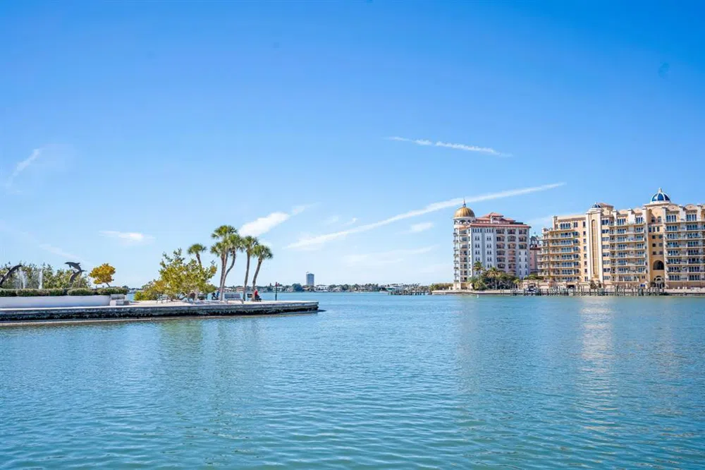 2213 WASON ROAD #1 Sarasota, FL 34231