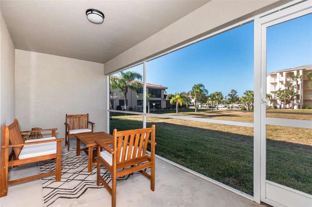 219 LEWIS CIRCLE #112 Punta Gorda, FL 33950