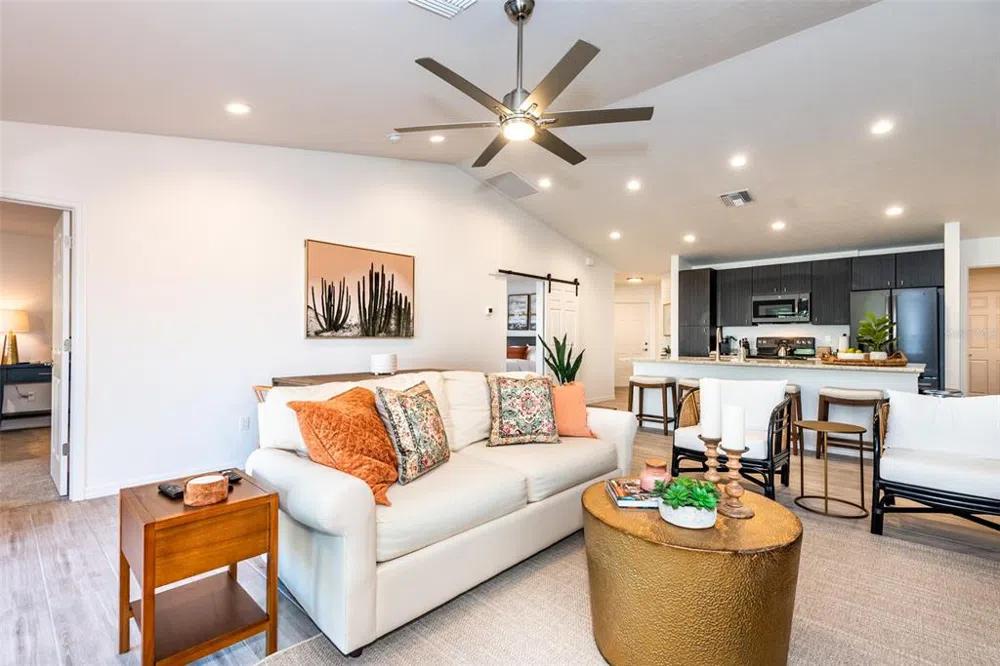 219 LEWIS CIRCLE #112 Punta Gorda, FL 33950