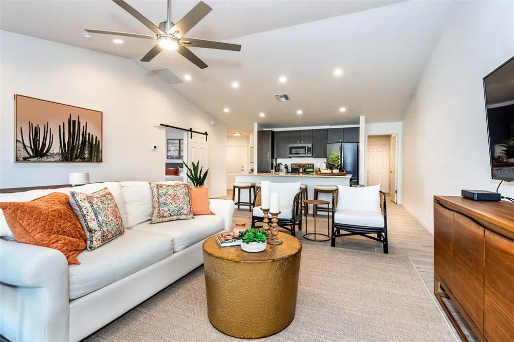 219 LEWIS CIRCLE #112 Punta Gorda, FL 33950
