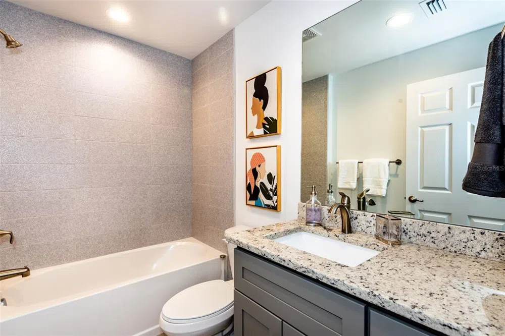 215 LEWIS CIRCLE #112 Punta Gorda, FL 33950
