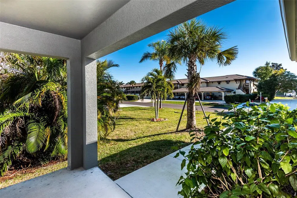 215 LEWIS CIRCLE #112 Punta Gorda, FL 33950