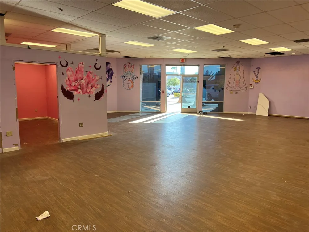 15550 Main Street #B6 Hesperia, CA 92345
