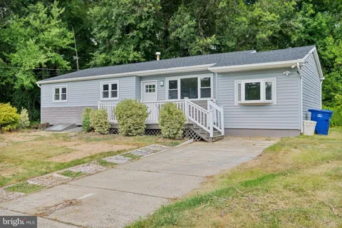 501 BLOOMFIELD DRIVE