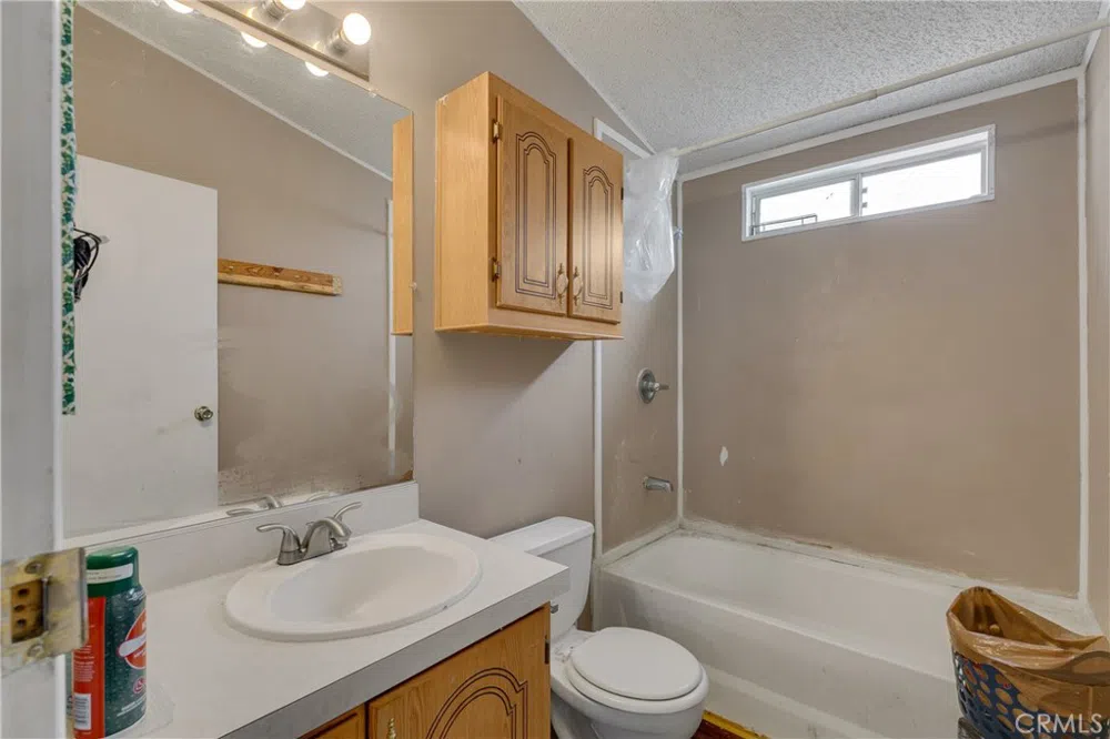 1855 Riverside Dr #264 Ontario, CA 91761