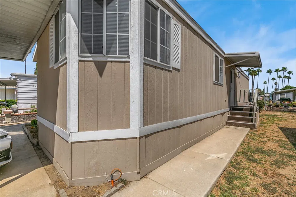 1855 Riverside Dr #264 Ontario, CA 91761