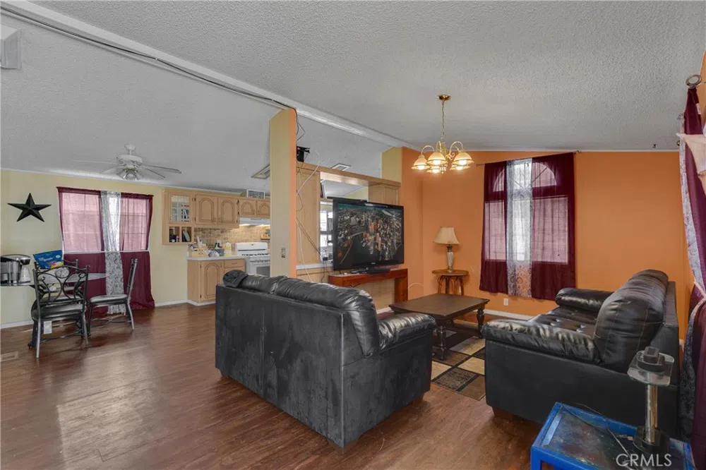 1855 Riverside Dr #264 Ontario, CA 91761