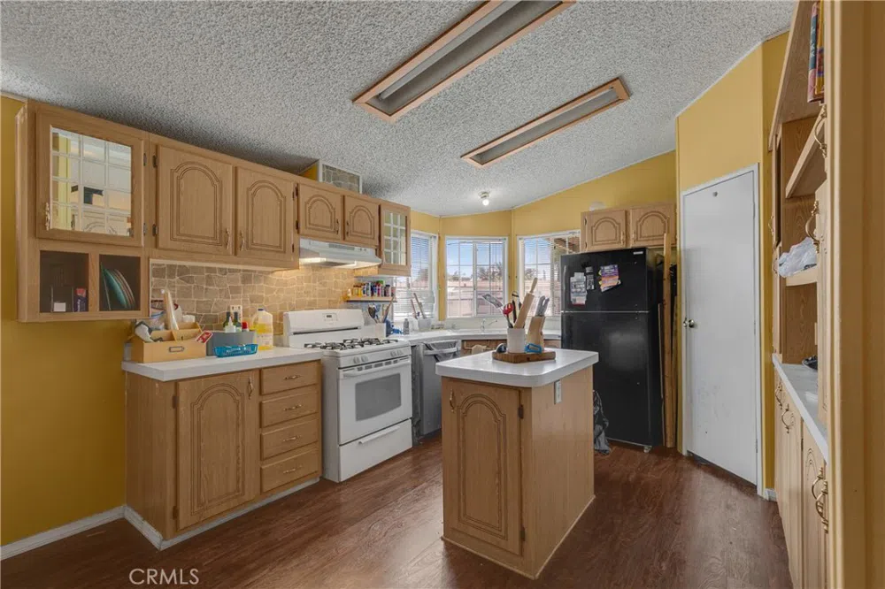 1855 Riverside Dr #264 Ontario, CA 91761