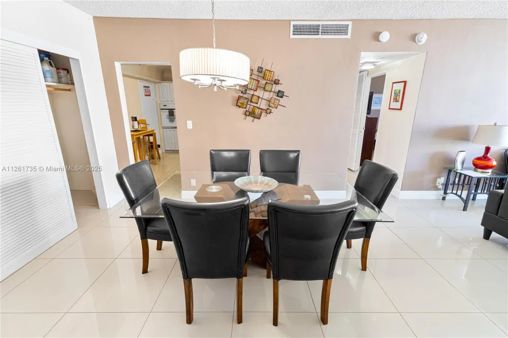 3901 S Ocean Dr #11C Hollywood, FL 33019