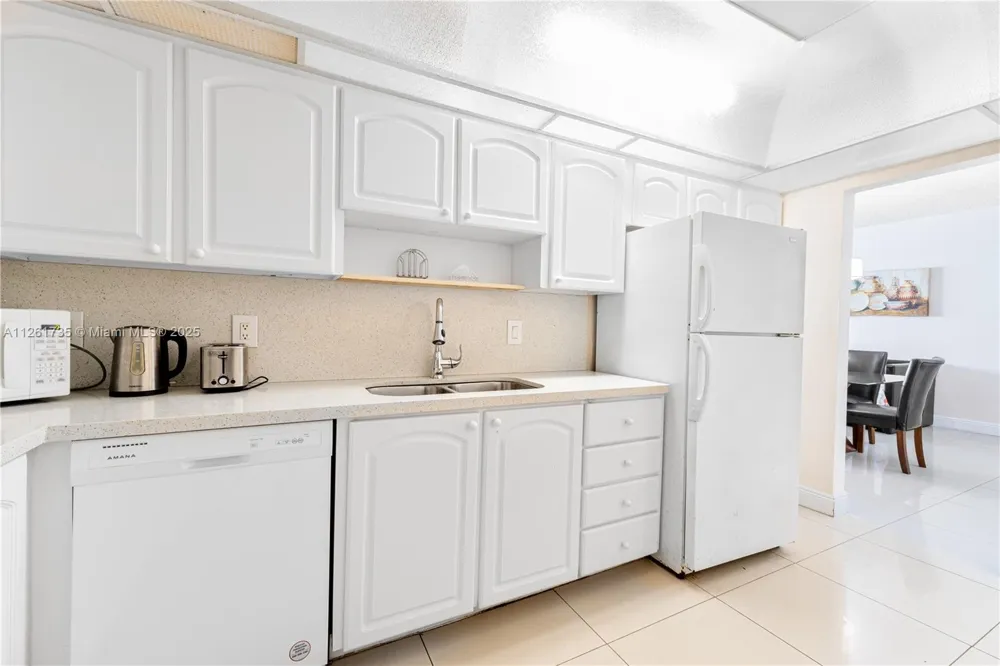 3901 S Ocean Dr #11C Hollywood, FL 33019
