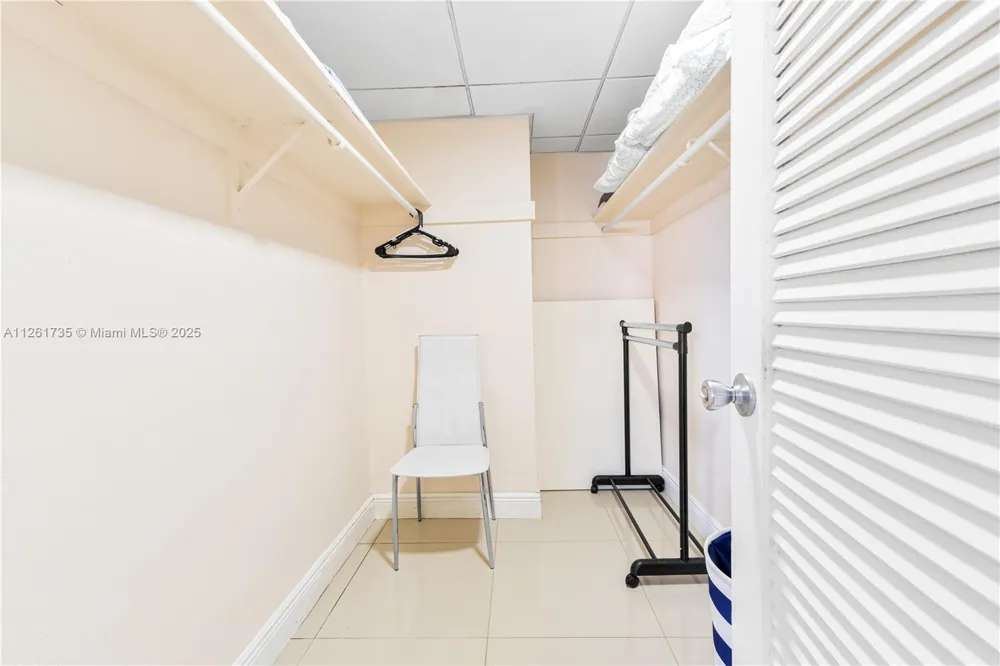 3901 S Ocean Dr #11C Hollywood, FL 33019