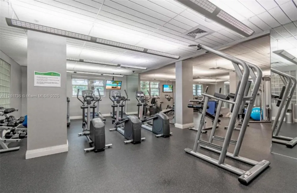 3901 S Ocean Dr #11C Hollywood, FL 33019