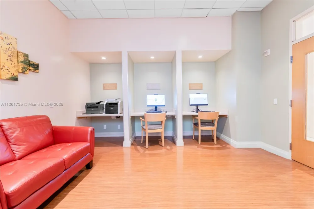 3901 S Ocean Dr #11C Hollywood, FL 33019