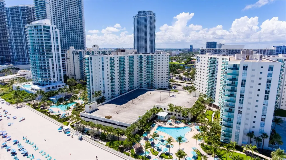3901 S Ocean Dr #11C Hollywood, FL 33019