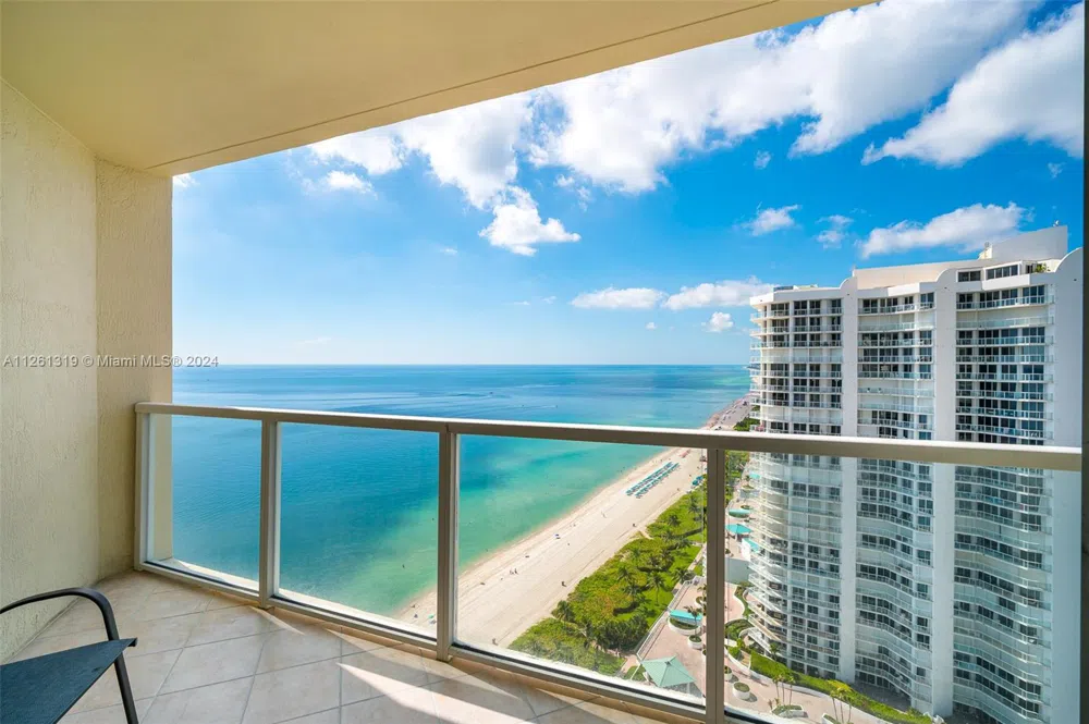 16699 Collins Ave #2601