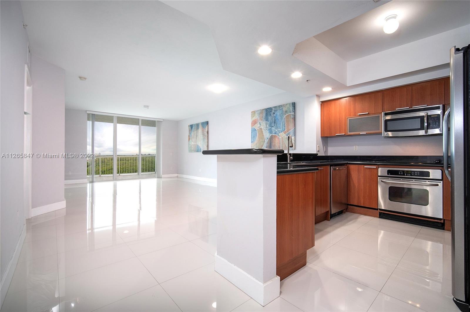 15051 Royal Oaks Ln #1203 North Miami, FL 33181