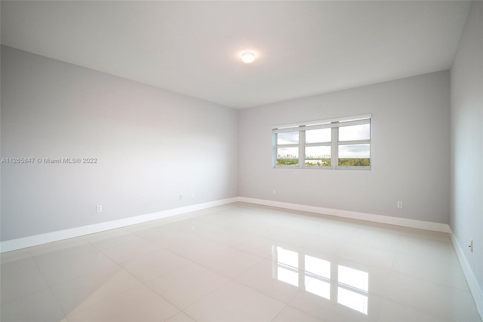 15051 Royal Oaks Ln #1203 North Miami, FL 33181