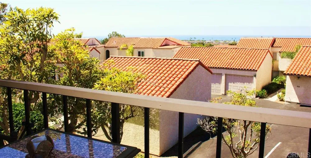 6677 Paseo Del Norte Carlsbad, CA 92011
