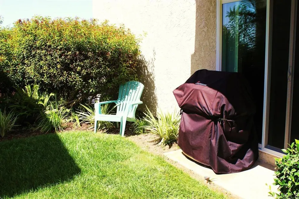 6677 Paseo Del Norte Carlsbad, CA 92011