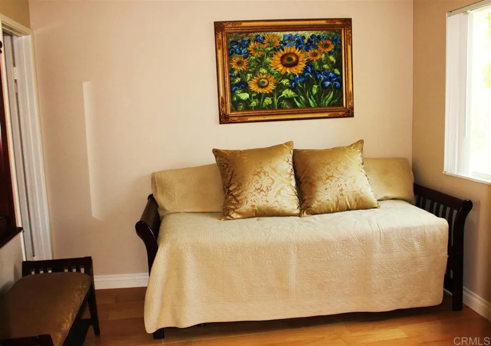 6677 Paseo Del Norte Carlsbad, CA 92011