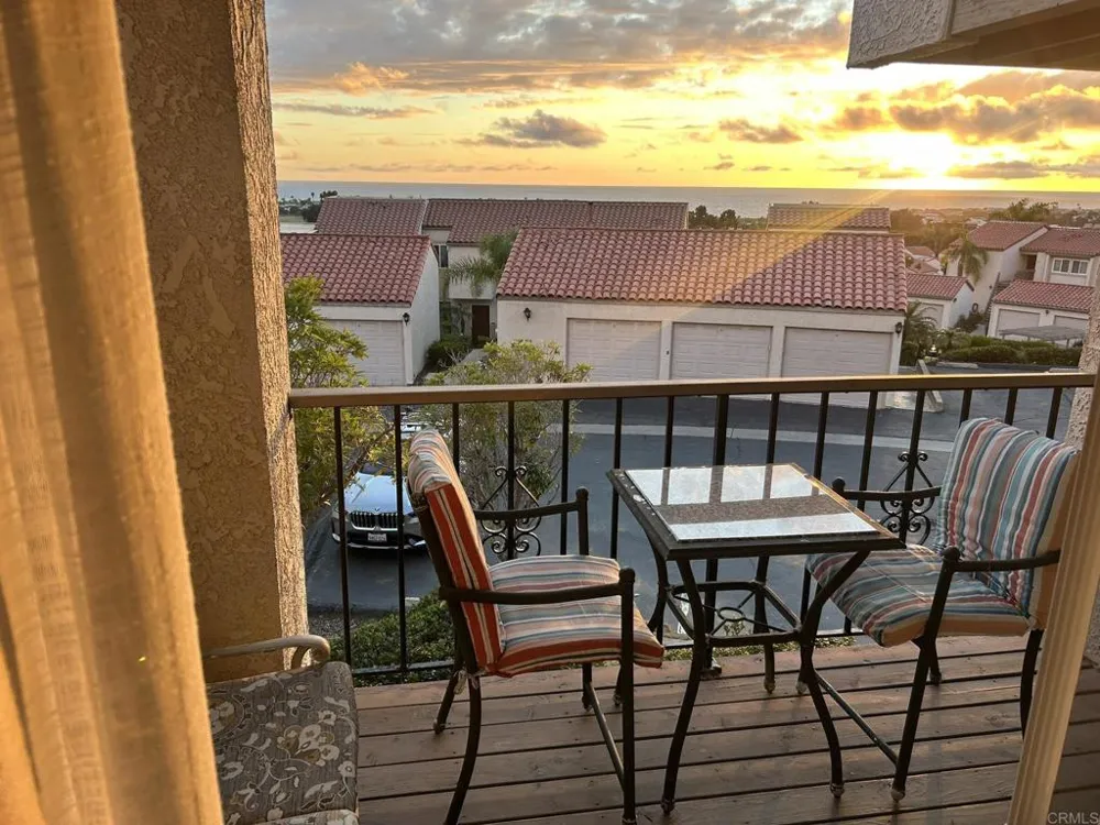 6677 Paseo Del Norte Carlsbad, CA 92011