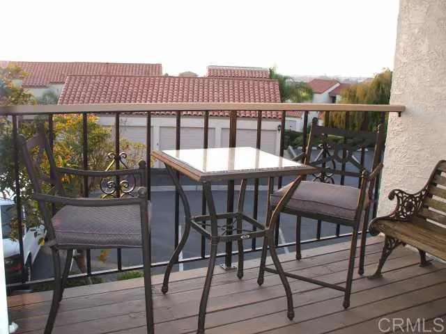 6677 Paseo Del Norte Carlsbad, CA 92011