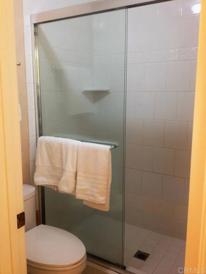 6677 Paseo Del Norte Carlsbad, CA 92011