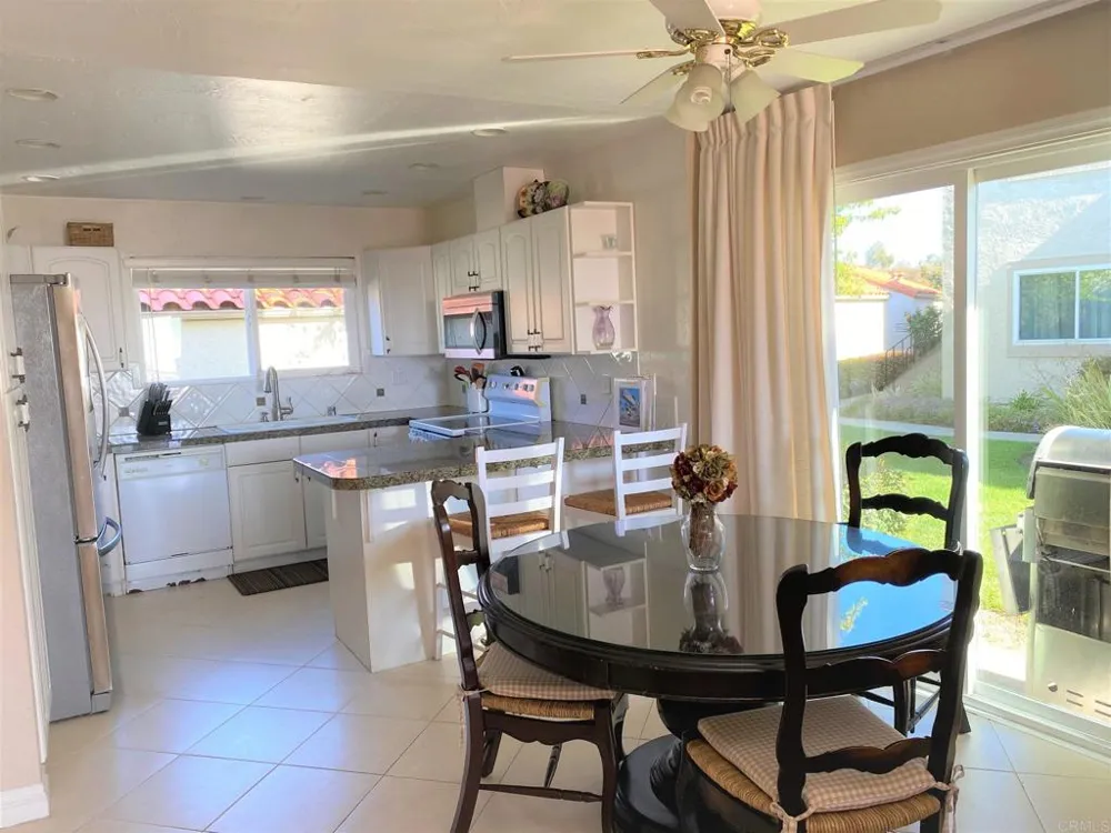 6677 Paseo Del Norte Carlsbad, CA 92011