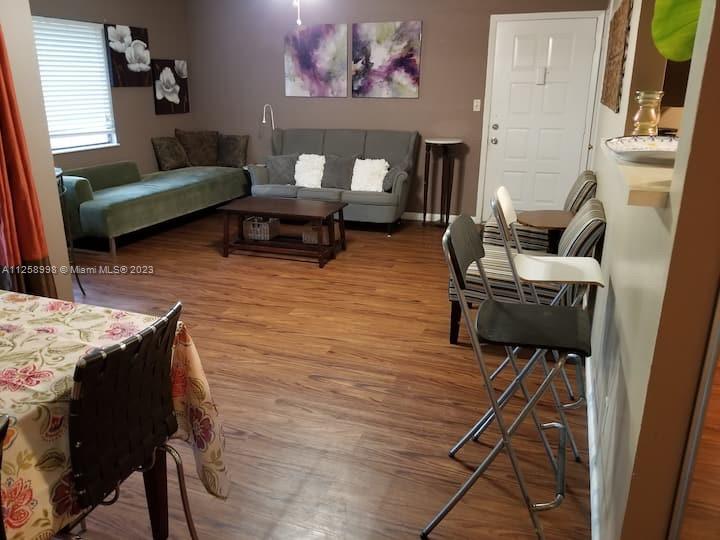 13389 ARBOR POINTE #204 Tampa, FL 33617