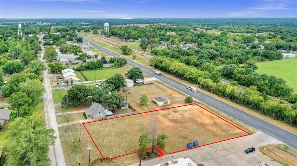 Main Street Collinsville, TX 76233