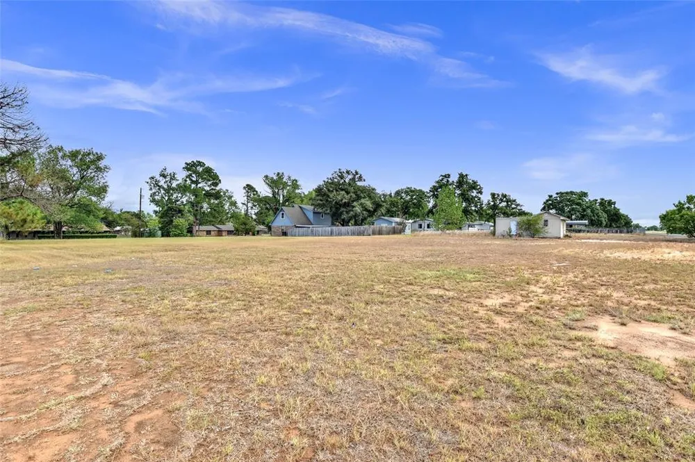 Main Street Collinsville, TX 76233