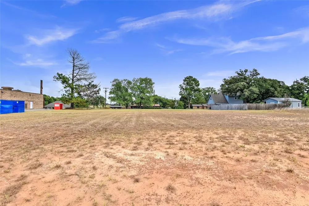 Main Street Collinsville, TX 76233