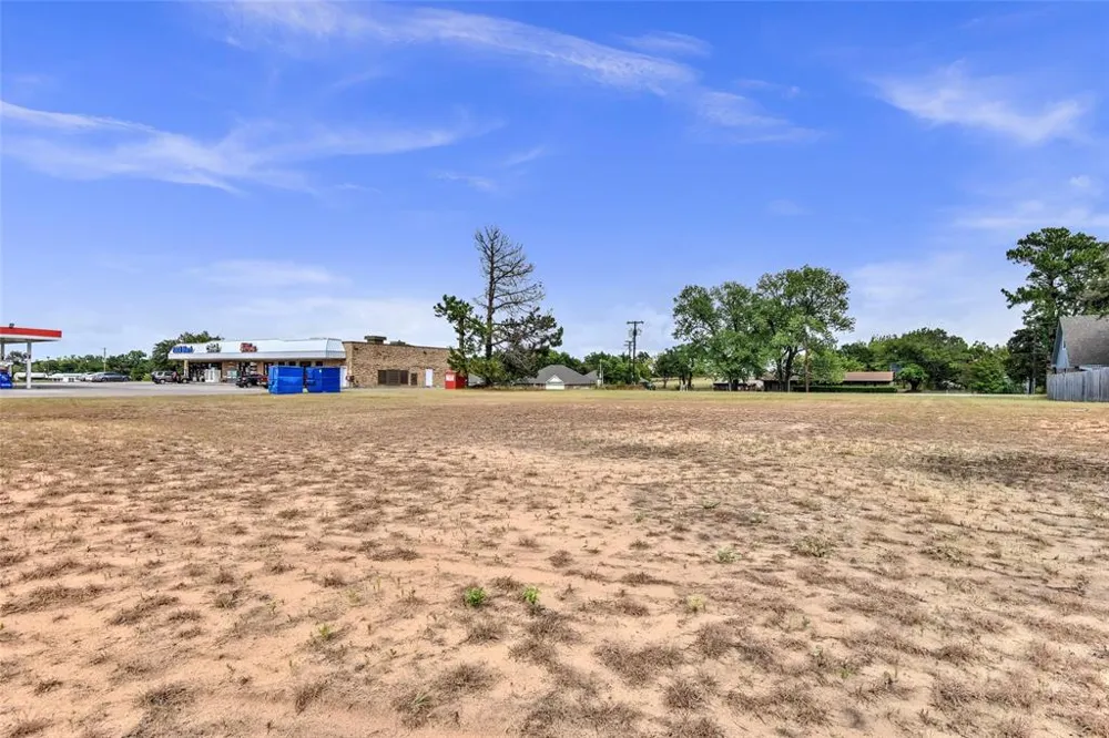 Main Street Collinsville, TX 76233