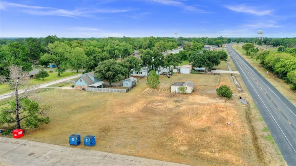 Main Street Collinsville, TX 76233