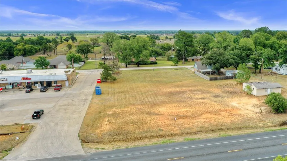 Main Street Collinsville, TX 76233