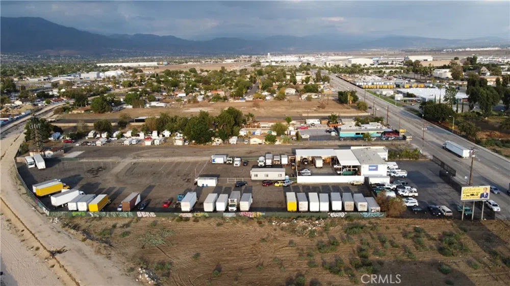 25046 3rd Street San Bernardino, CA 92410