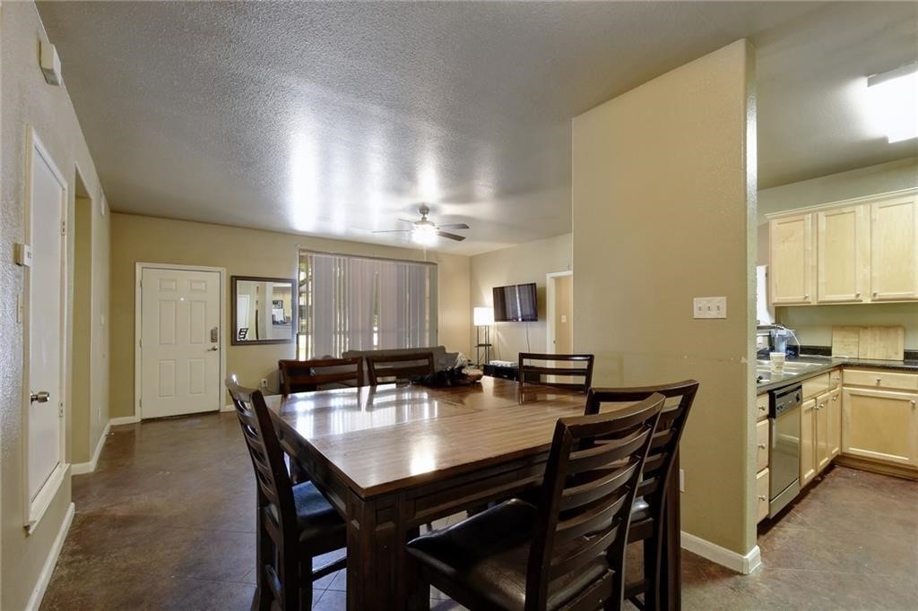 2606 Salado Street #302 Austin, TX 78705