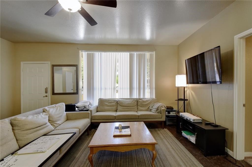 2606 Salado Street #302 Austin, TX 78705