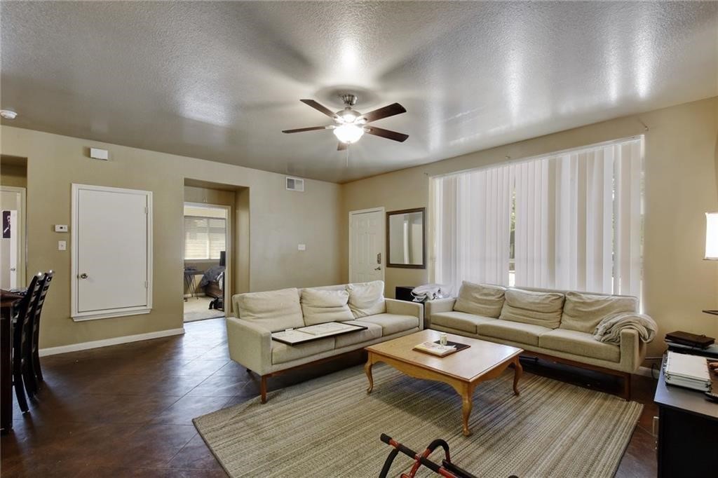 2606 Salado Street #302 Austin, TX 78705