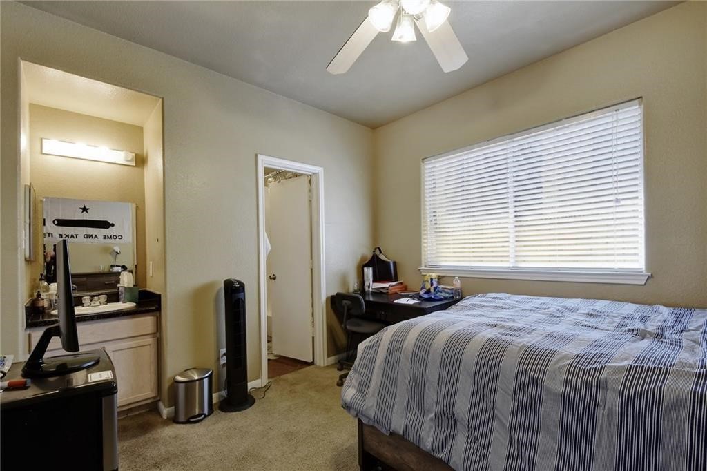 2606 Salado Street #302 Austin, TX 78705