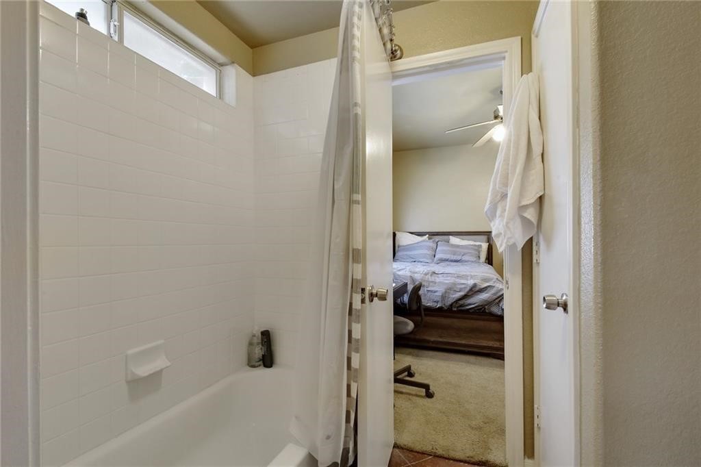 2606 Salado Street #302 Austin, TX 78705