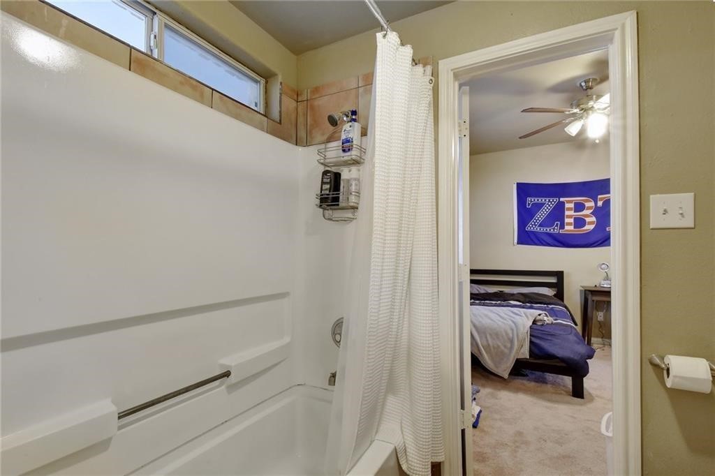 2606 Salado Street #302 Austin, TX 78705