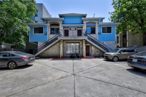 2606 Salado Street #302