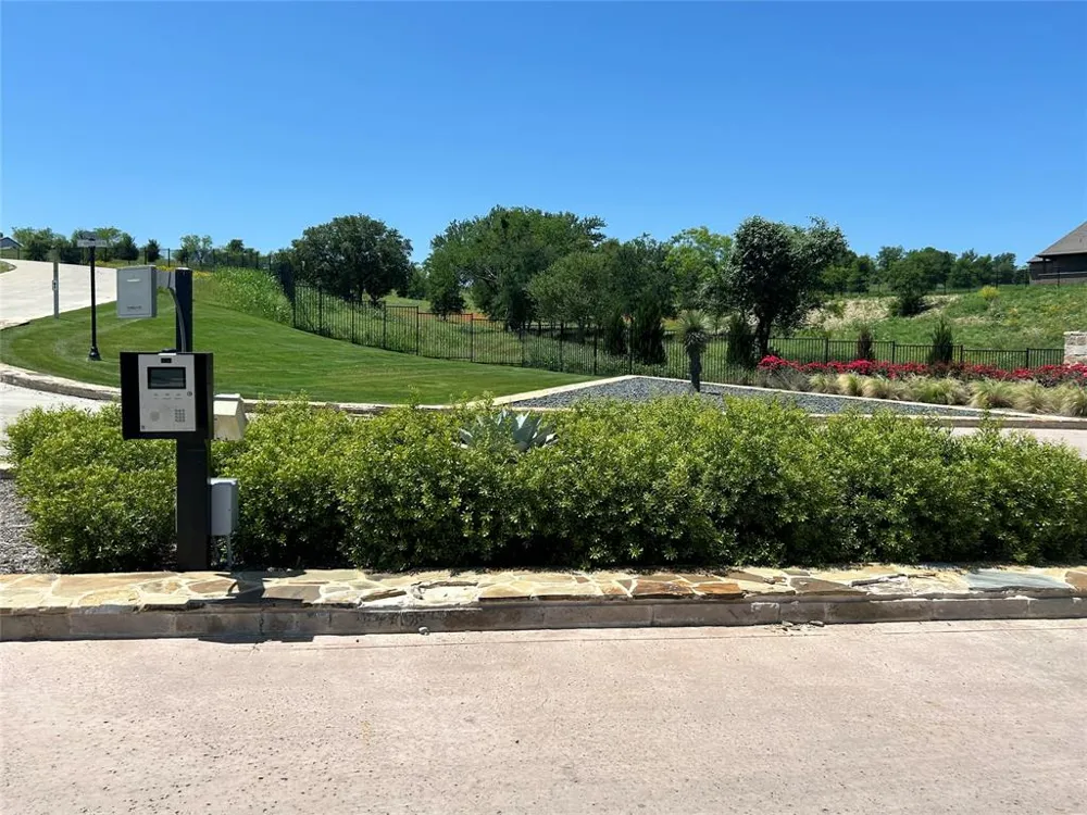 2000 Hidden Bluff Drive Aledo, TX 76008
