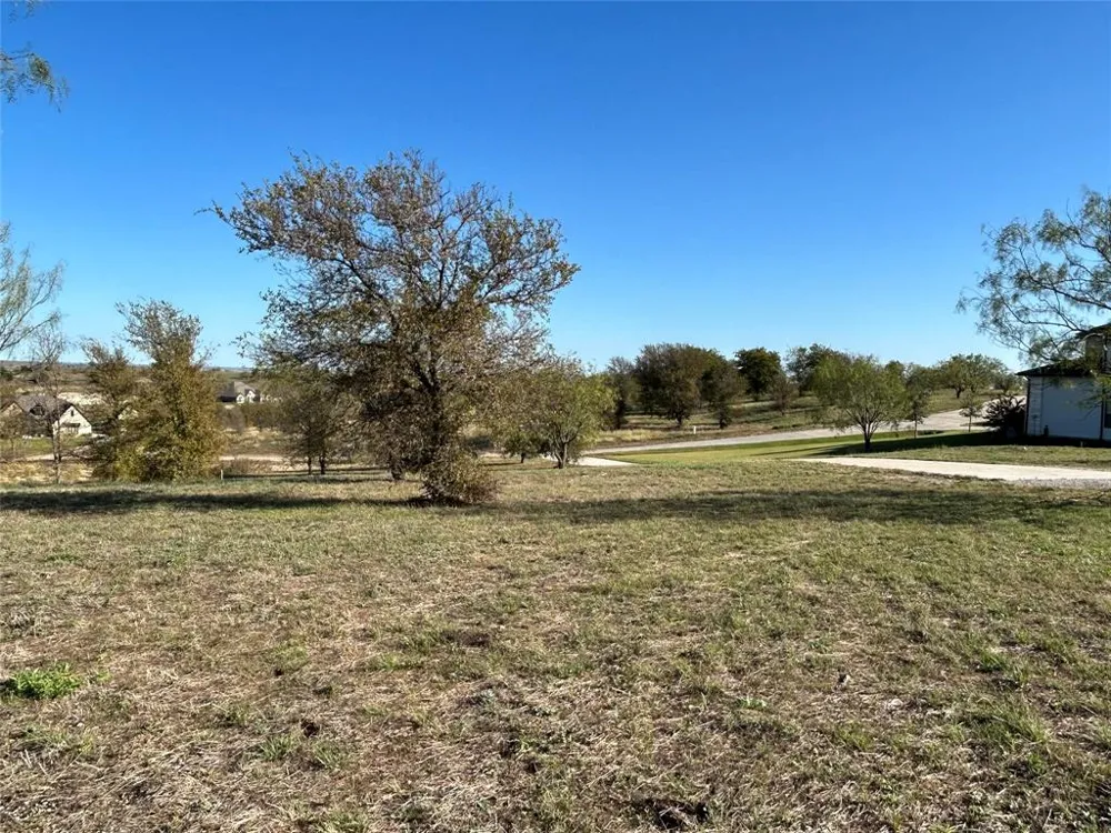 2010 Hidden Bluff Drive Aledo, TX 76008