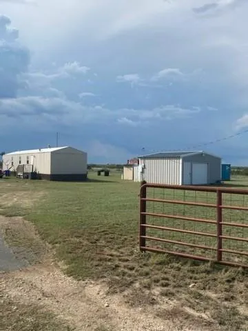 2565 County Road 617 Hamilton, TX 76531